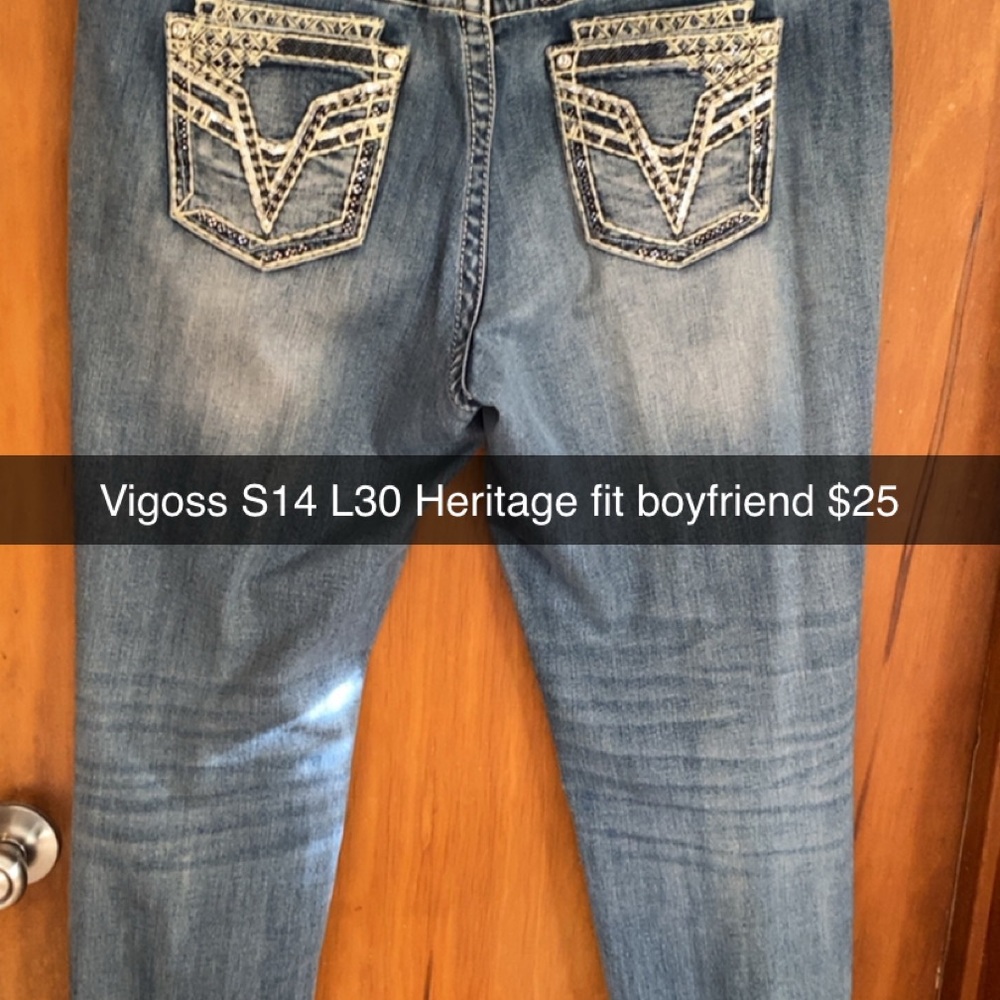 Vigoss Women's Relaxed Fit Blue Jeans